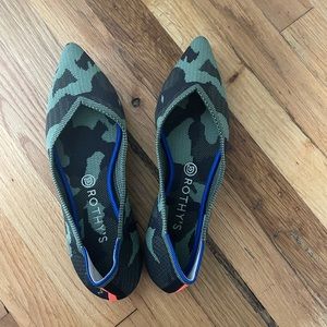 Camo Pointed Toe Rothys Flats